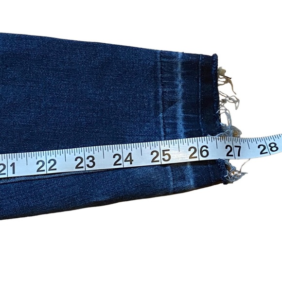 Spanx Pull On Denim Jeggings Distressed Frayed Hem Casual Jeans - Picture 10 of 15